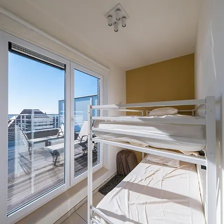 Modern Coastal Penthouse Stay, Cleaning Included