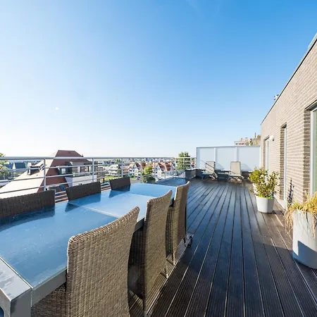 Modern Coastal Penthouse Stay, Cleaning Included * Middelkerke