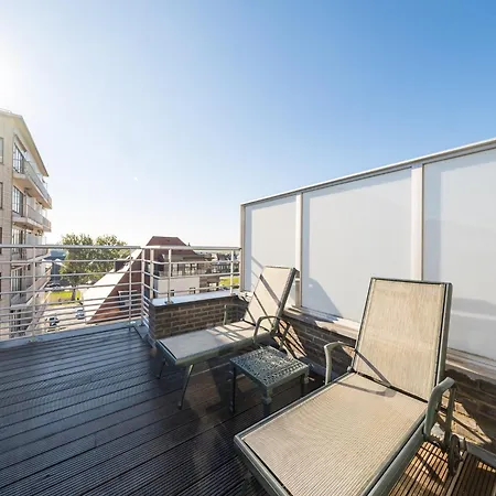 Modern Coastal Penthouse Stay, Cleaning Included Apartment Middelkerke
